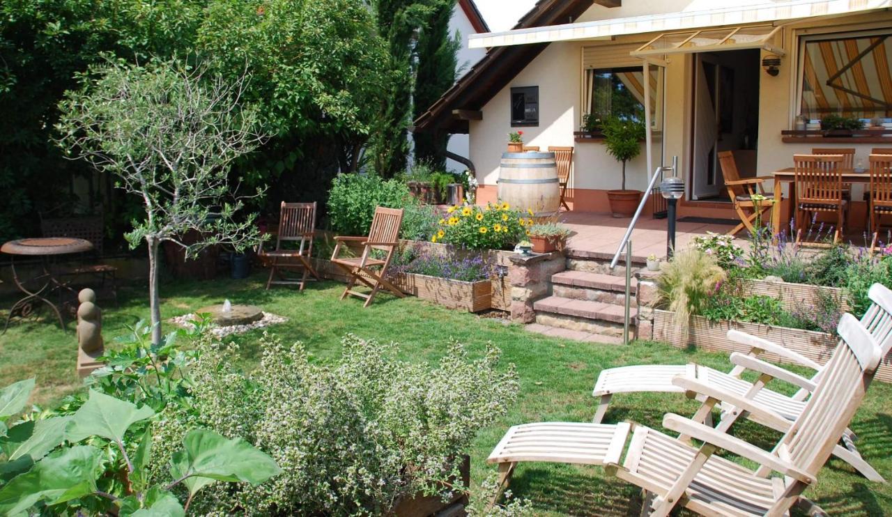 Gartenhaus Am Weinberg Bochingen Exterior foto